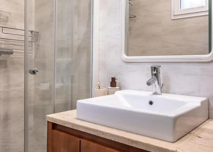 Intermodal By Aston Apartmán *